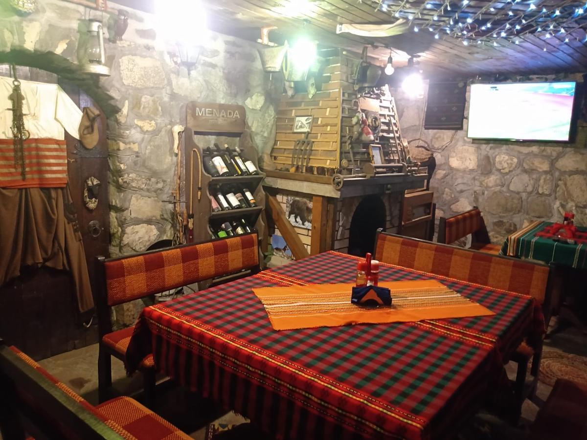 КръчмЪ При Байката Hotel Рибарица Екстериор снимка
