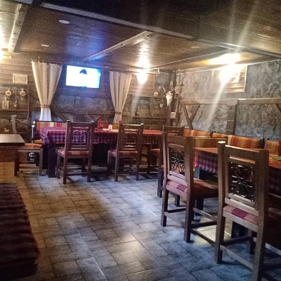 КръчмЪ При Байката Hotel Рибарица Екстериор снимка