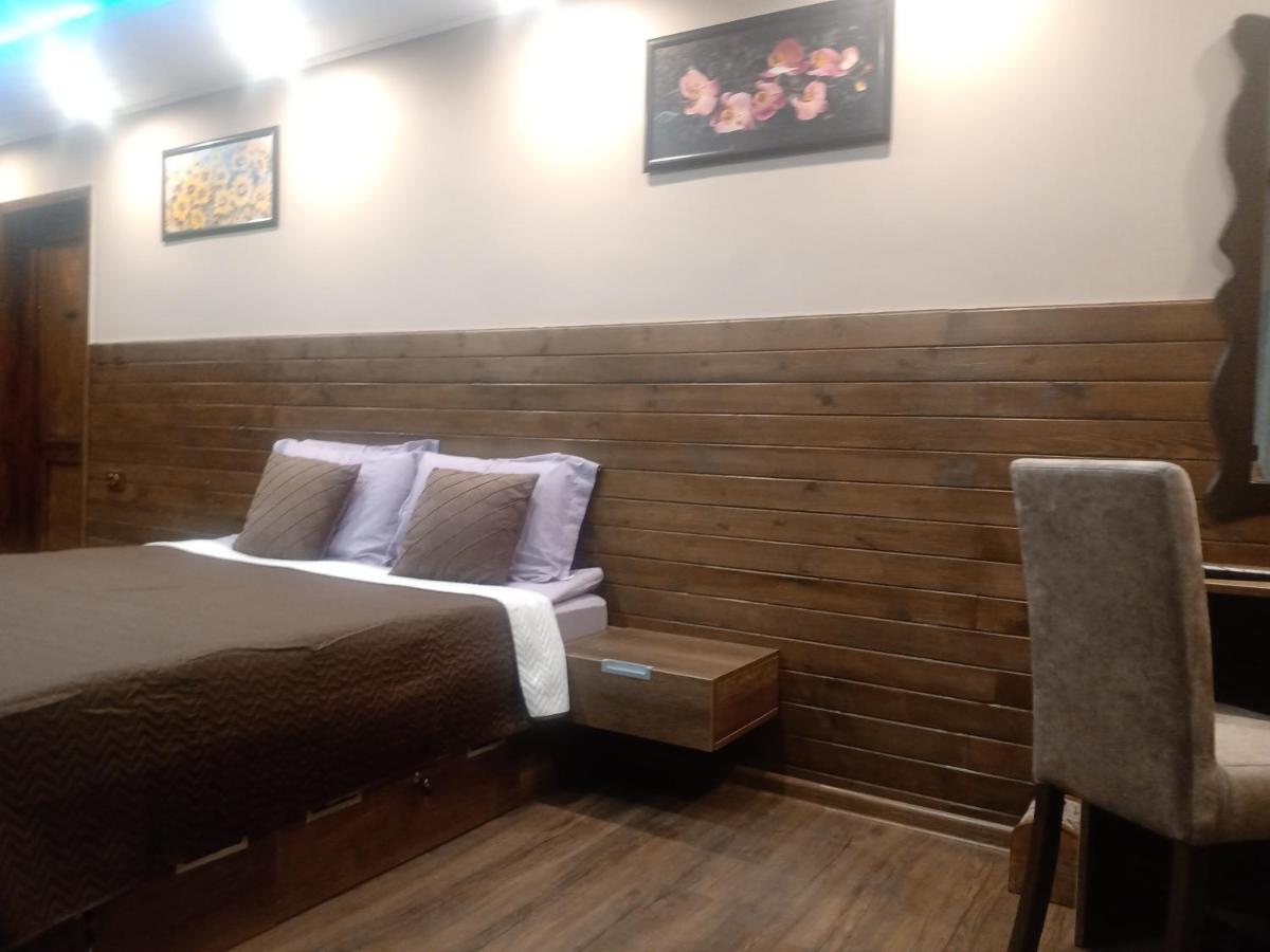 КръчмЪ При Байката Hotel Рибарица Екстериор снимка